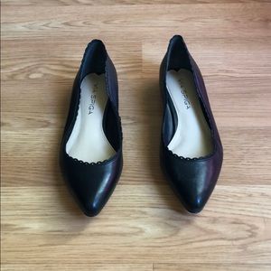 Via Spiga cute pointy toe flats Sz 5